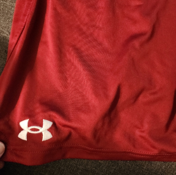 Men Under Armour Loose Colgate LG Golf Short - Picture 3 of 8